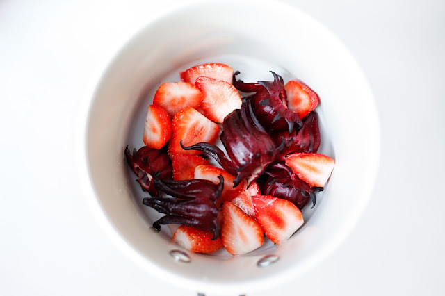 Strawberry, Hibiscus and Coconut Cream Gummy Lollies