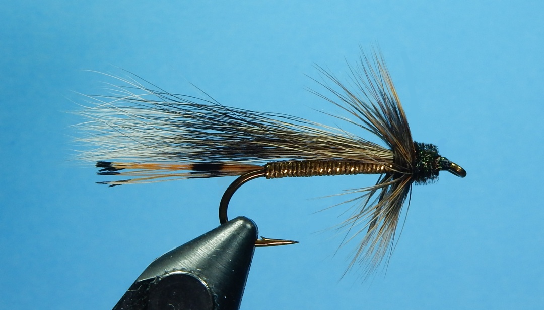 Flytying New and Old Picket Pins