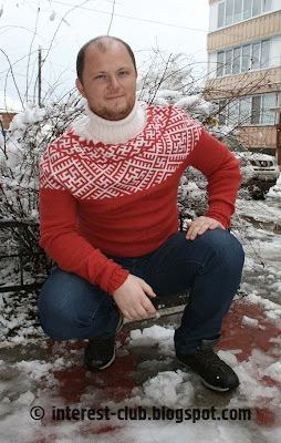 Мужской свитер со славянским орнаментом