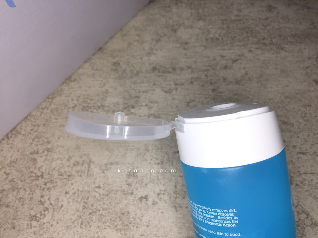 kemasan clinelle cleansing water