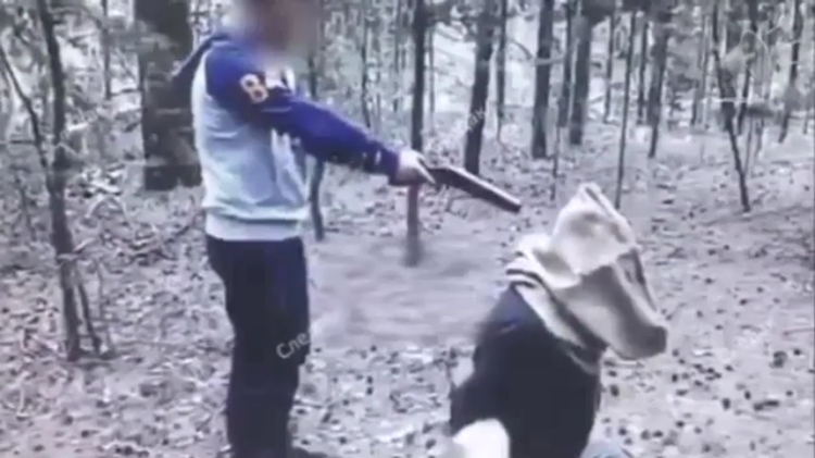 Russian Gang Forces Man To Execute His Friend [video] Street