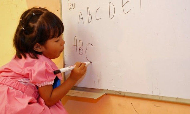 Anak Jadi Penakut? Berarti Anda Salah Mendidiknya! Anak Jadi Penakut? Berarti Anda Salah Mendidiknya!