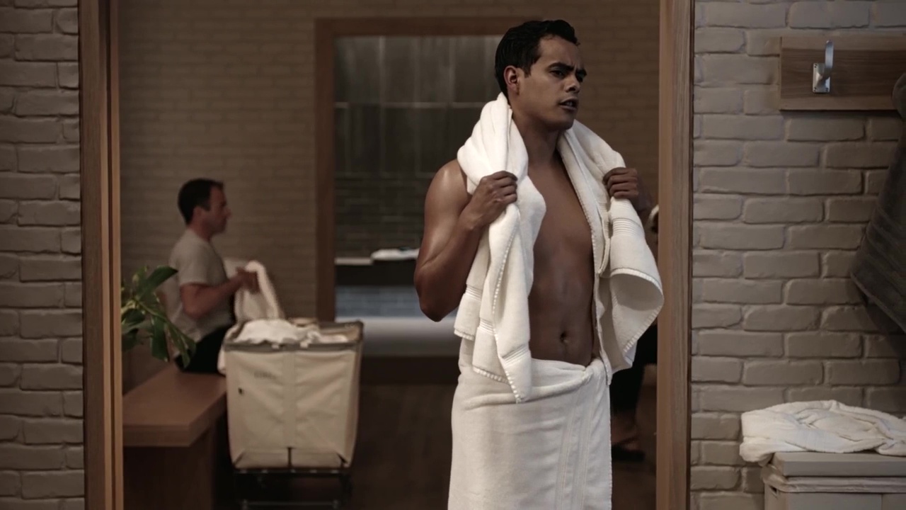 ausCAPS: Rob Lowe and Julian Works shirtless in 9-1-1: Lone Star 1-01