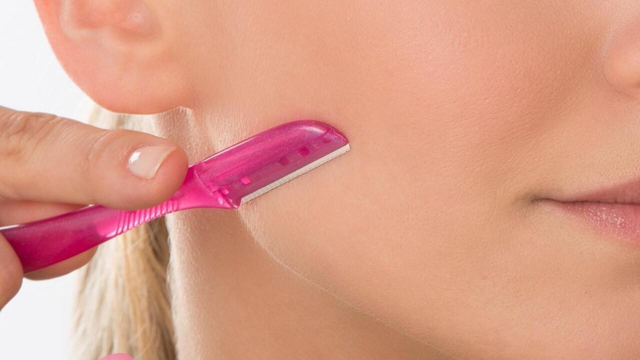 Women's Face Shaving A Trend OR A Change?