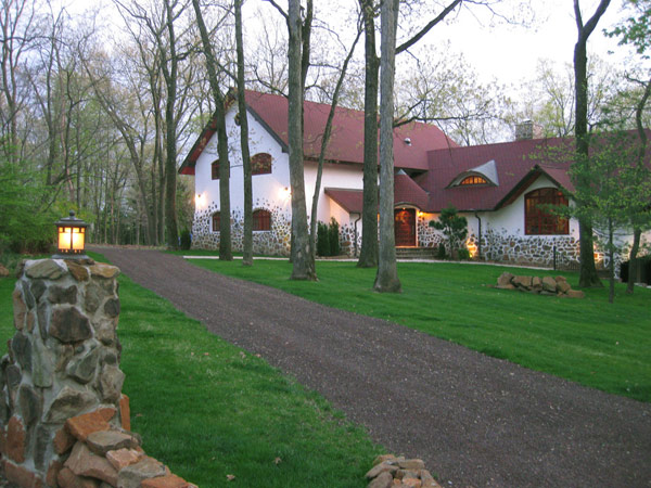 Hogares Frescos: Casa Entramada de Madera con Fusible de Comodidades