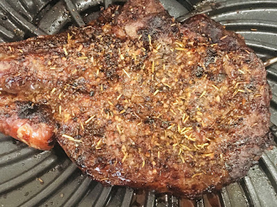 How to cook steaks in an air fryer