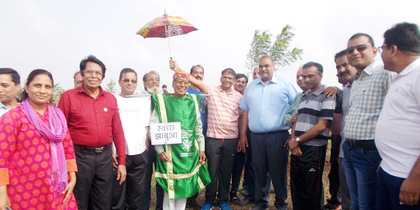 हाथीपावा महोत्सव : विभिन्न सामाजिक, धार्मिक संस्थाओं के साथ स्कूली छात्र-छात्राओं ने लगाए पौधे  