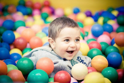 صور اطفال,تضحك,موقع جزيرة خيال