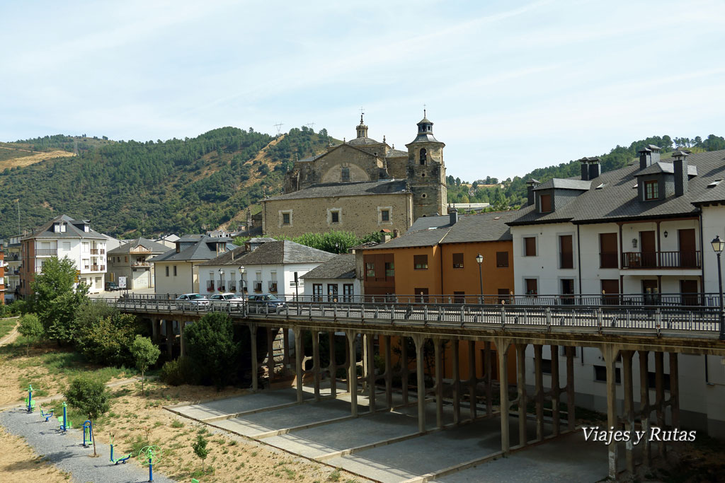 Vistas desde el puente medieval,Villafranca del Bierzo, León