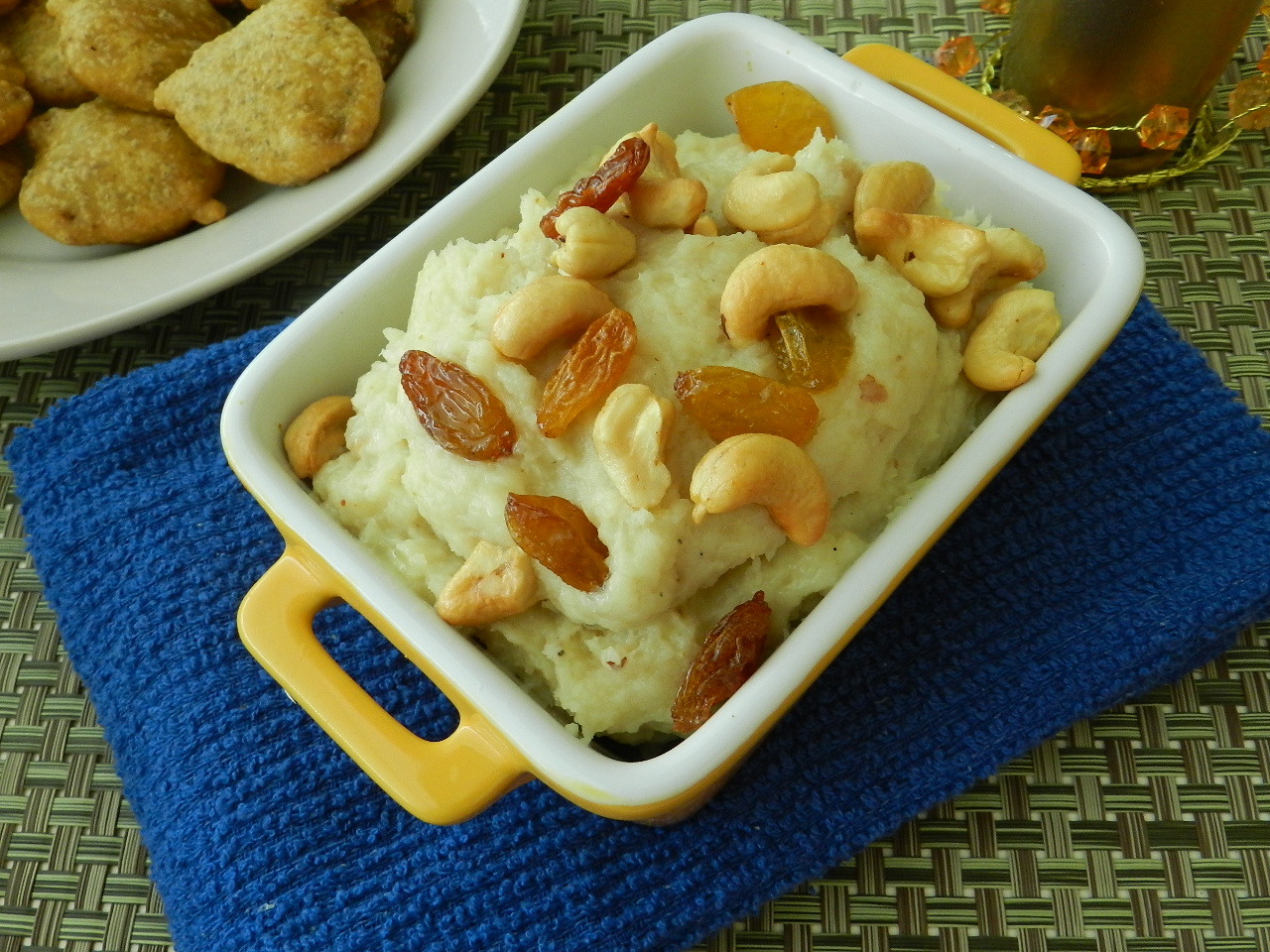 Raajis kitchen Bread Halwa