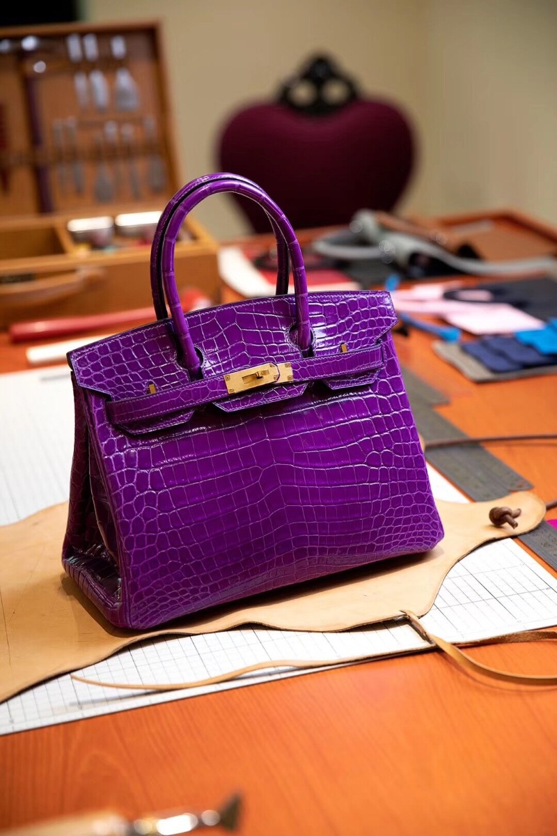 What Is The Difference Between A Birkin And Kelly Bag IUCN Water