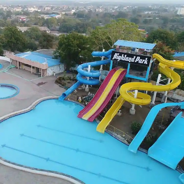 Highlandpark+nagpur+water+slides+pool+party