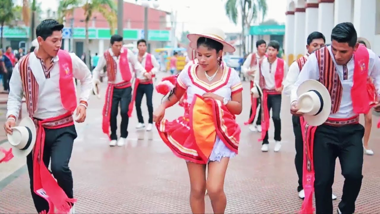 FOLKLORE DE BOLIVIA