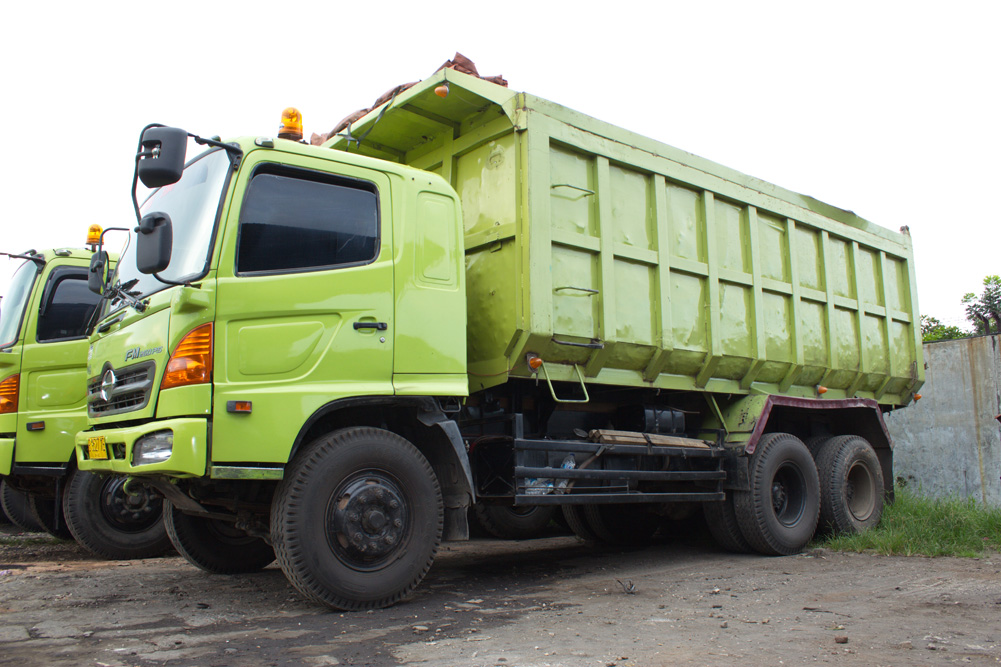 TERBARU JUAL DUMP TRUCK MURAH BEKAS 2017 Carpictc