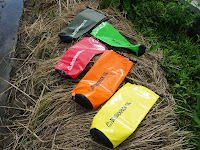 MANFAAT DRYBAG UNTUK AKTIVITAS OUTDOOR DAN WATERSPORTS