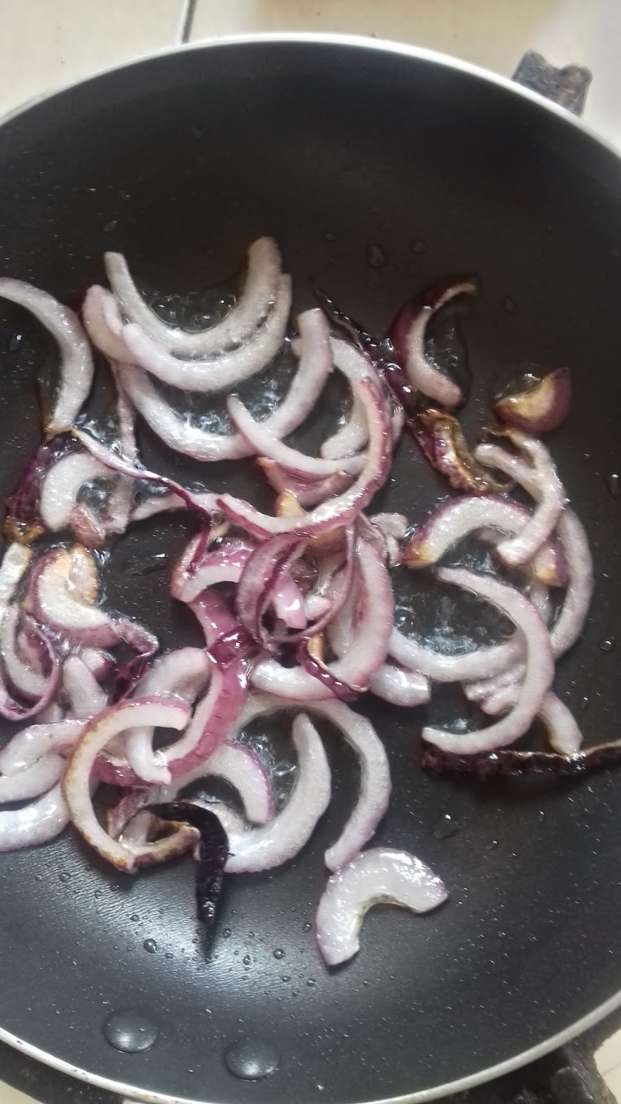 GREEN PEPPER ONION SCRAMBLED EGGS