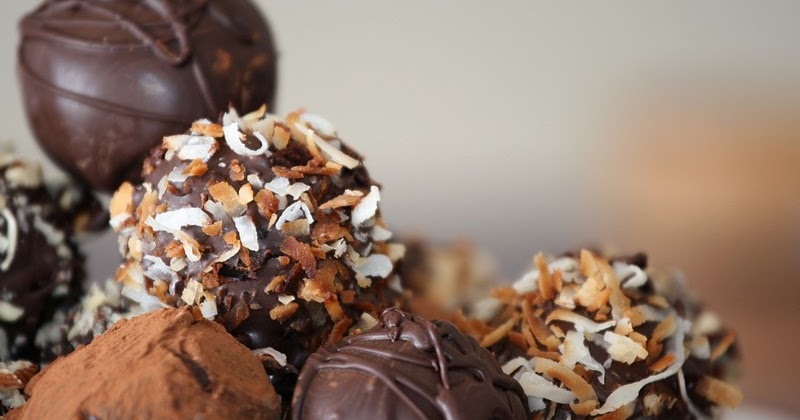 EVİNDE ÇİKOLATALI TRÜF YAPMAK İSTEYENLERE