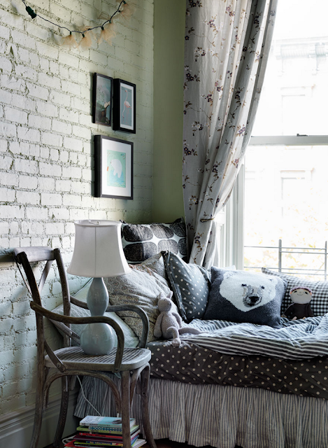 Decor Inspiration : Nina Persson magically beautiful home in Harlem, New York {Cool Chic Style Fashion}