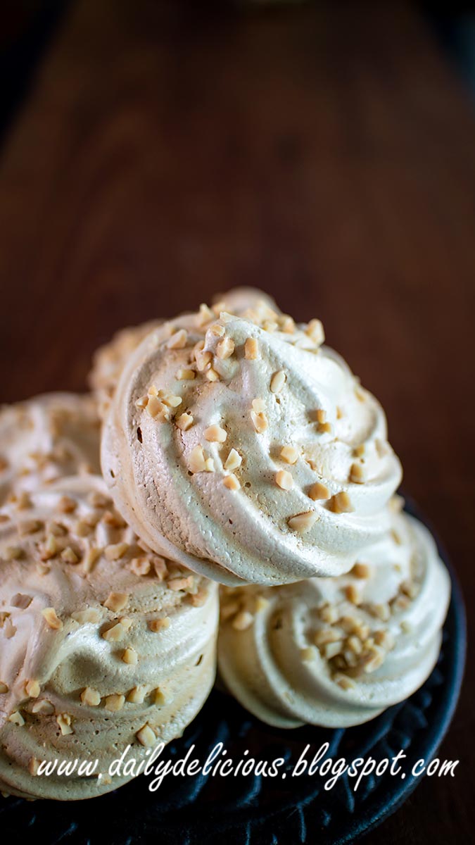 dailydelicious Coffee Meringues So Simply but very delicious