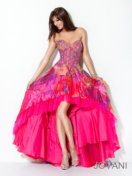 Fashion News Updates: The Tackiest Prom Dresses of 2013