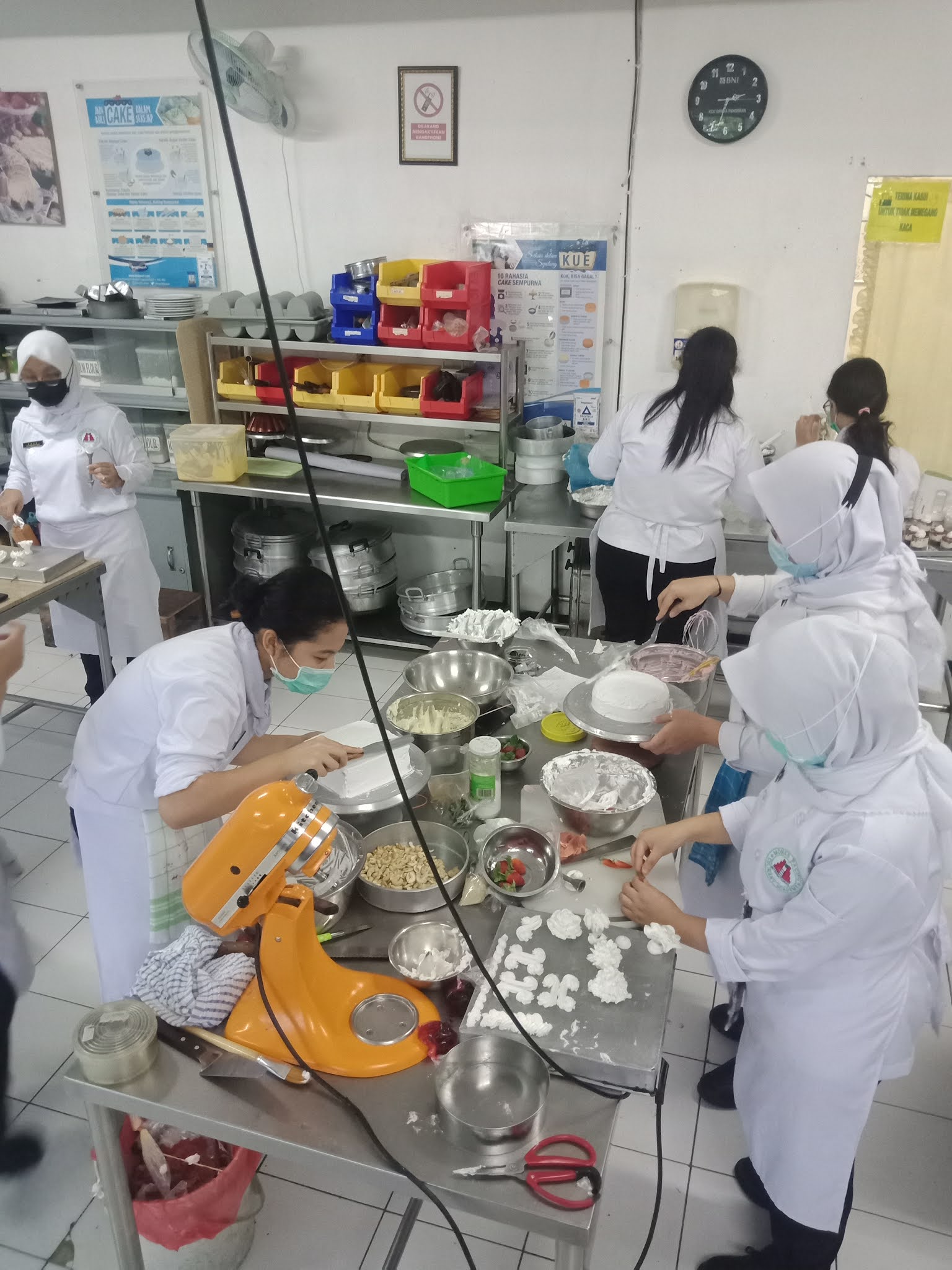 jurusan patiseri adalah akademi chef surabaya monas pacific kuliner