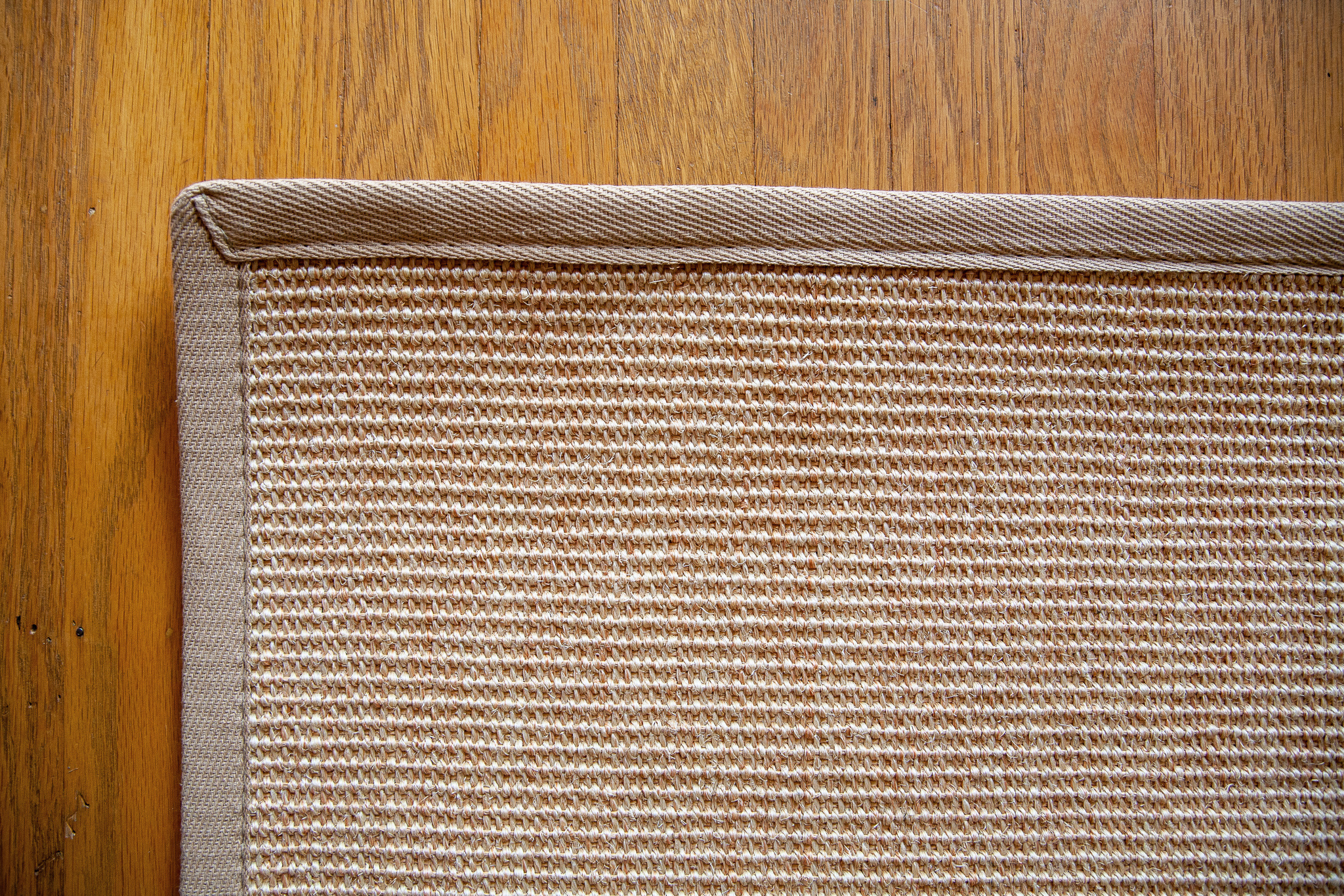 Sisal vs. seagrass vs. jute Banded natural fiber rug comparison, and