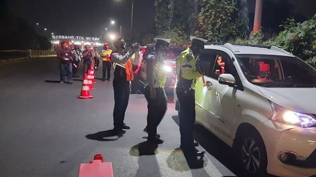 Baru Sampai Tol Merak, 443 Pemudik Hendak ke Sumatera Disuruh Putar Balik