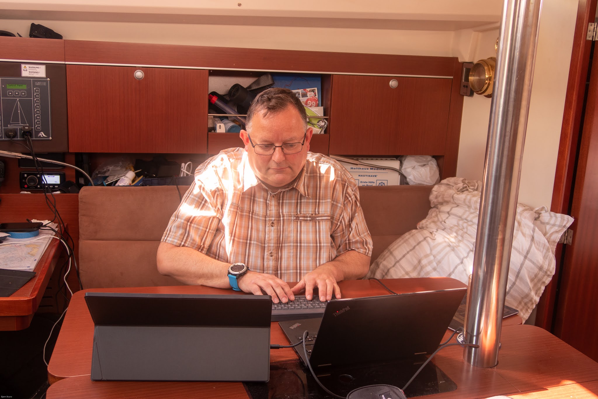 Sailing Yacht Rulten Boat office, sails on and homeported