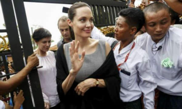 Πάσχει από νευρική ανορεξία η Jolie;