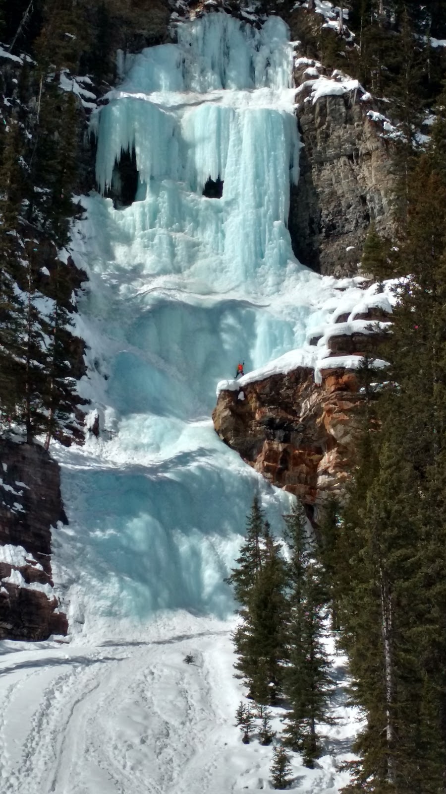 Skate, Ski, Walk, and Snowshoe on World Famous Lake Louise Play