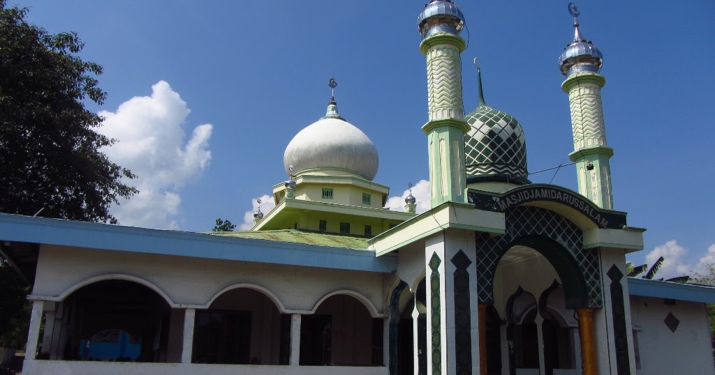 Komunitas Muslim di Flores - Jual Kaos Dakwah Jogja