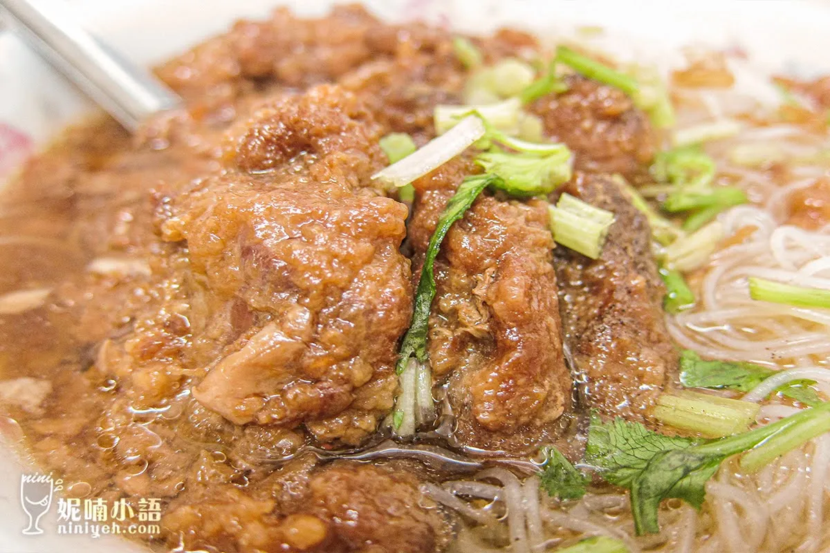 【廟東清水排骨麵