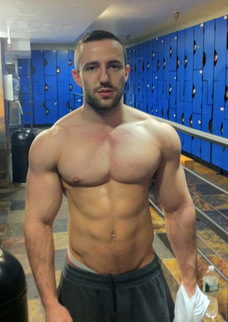 Amateur Gay Muscle 4