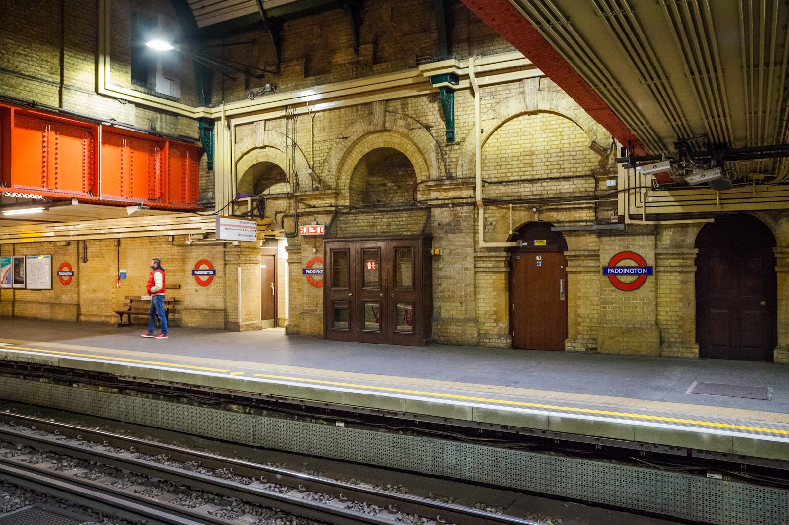 tour old london underground stations
