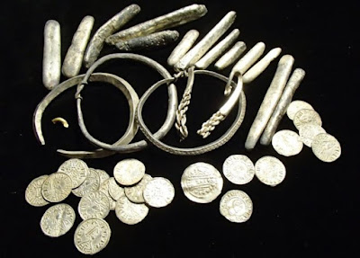 Rare Viking hoard found by detectorist in Oxfordshire