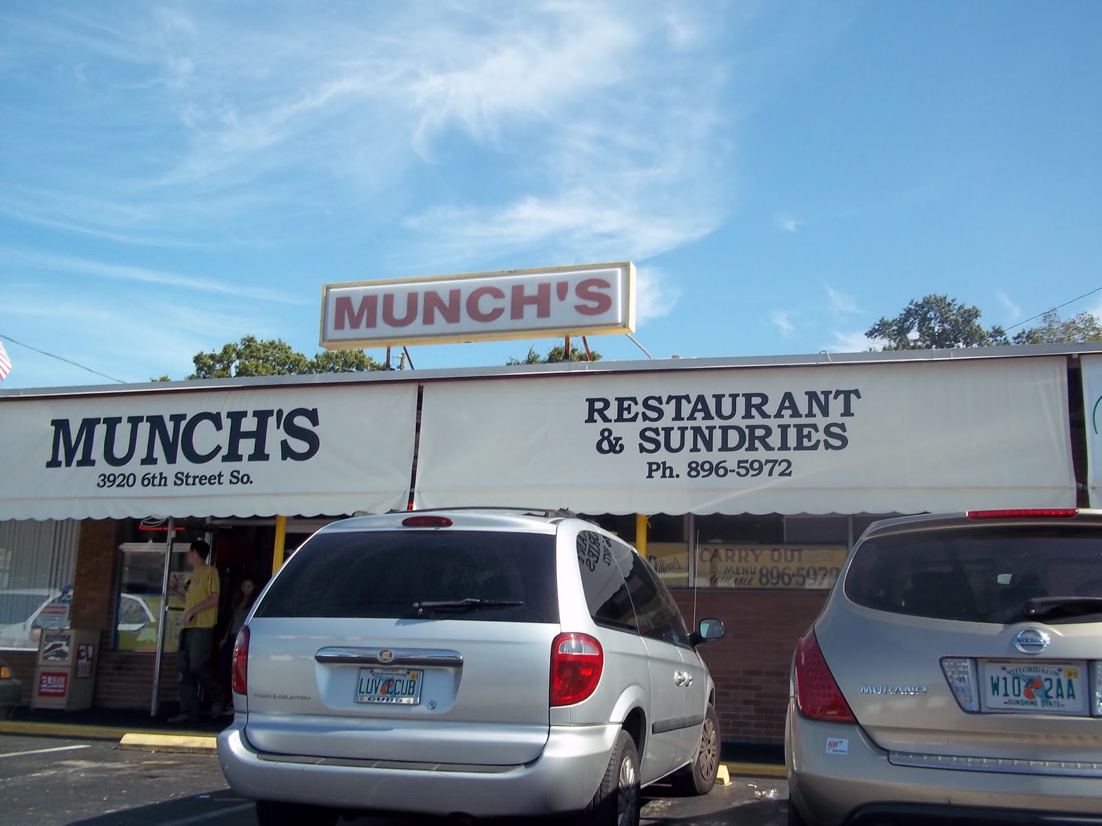 Not Your Momma's Kitchen Love Munch's Bunches!