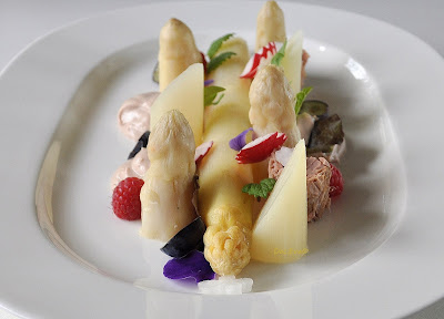 Spargel mit Thunfischsoße Spargel mit Thunfisch Soße