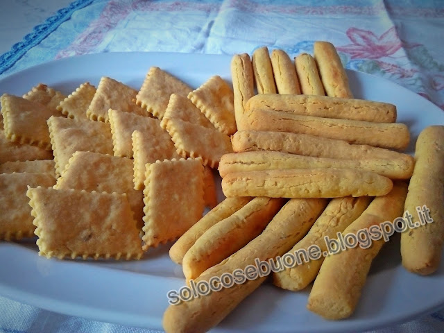 Grissini e sfogliatine con farina di ceci