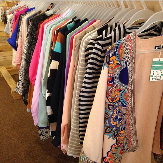 Tips Simple Menata Baju dan Sepatu Di Ruangan yang Sempit Tips Simple Menata Baju dan Sepatu Di Ruangan yang Sempit