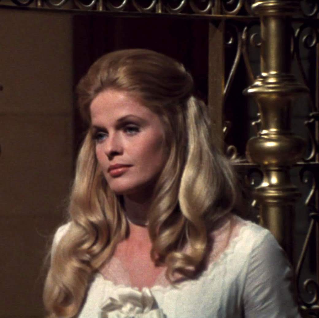 Karin Schubert La Folie Des Grandeurs La folie des grandeurs | MOSTBEAUTIFULGIRLSCAPS