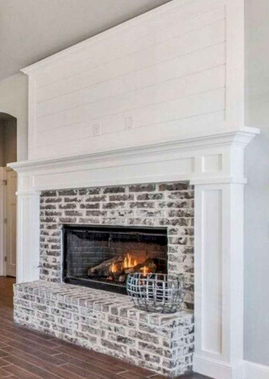 35+ Awesome Farmhouse Fireplace Decor Ideas And Remodel Bedroomm010