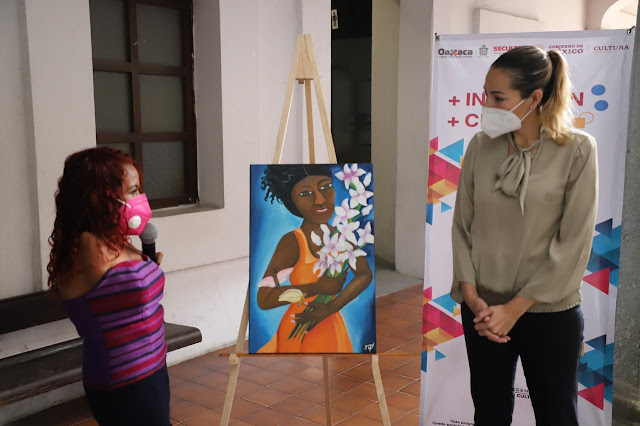 “Yuyé” artista afromexicana es premiada por la Seculta “Yuyé” artista afromexicana es premiada por la Seculta