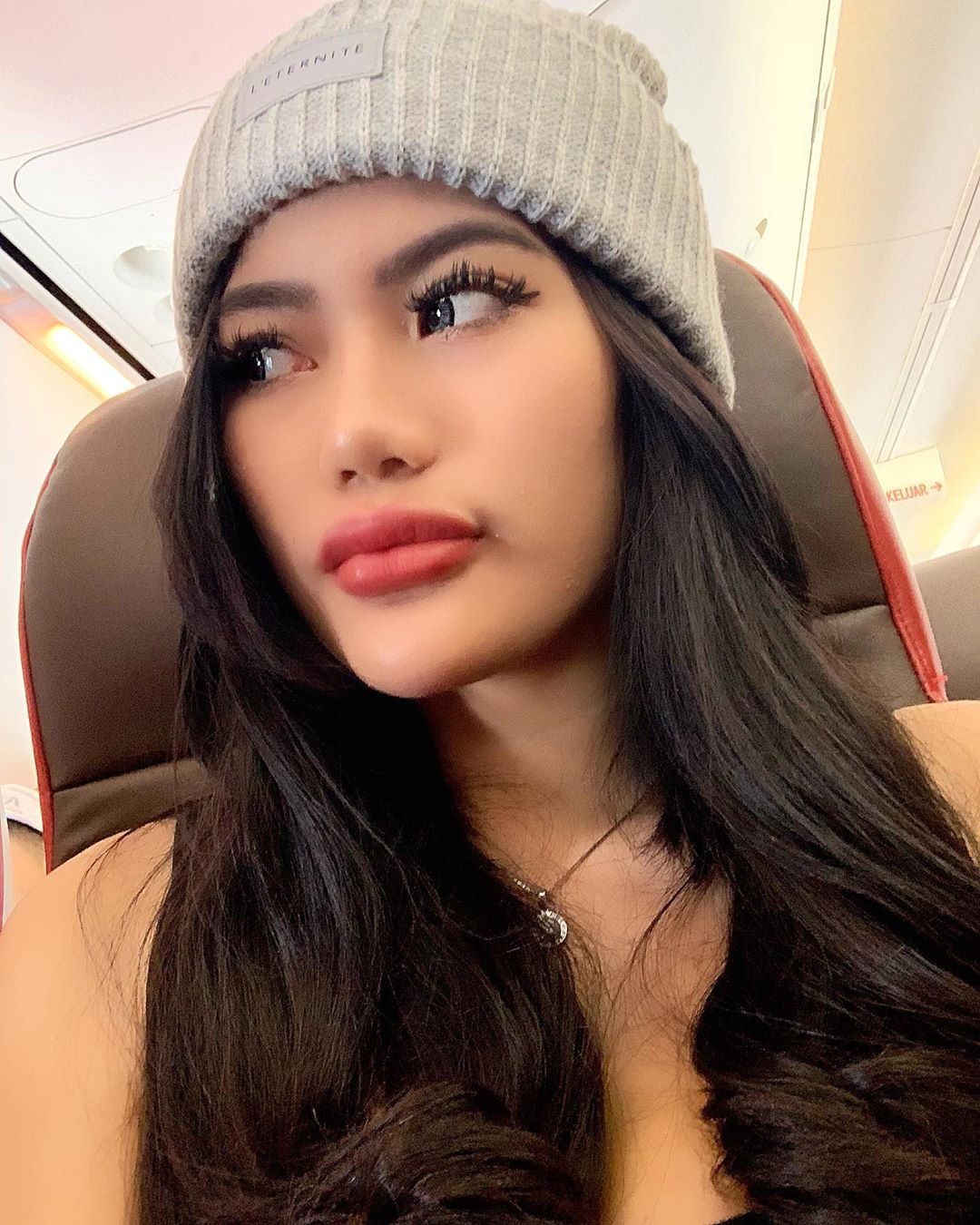 Diza Siregar Foto Selfie Cantik Model Indonesia - ZONA ARTIS LAGI