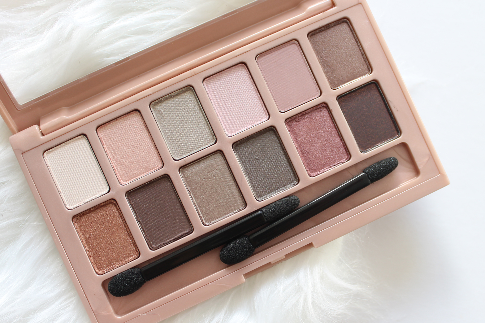 MAYBELLINE The Blushed Nudes Eyeshadow Palette Review + Swatches