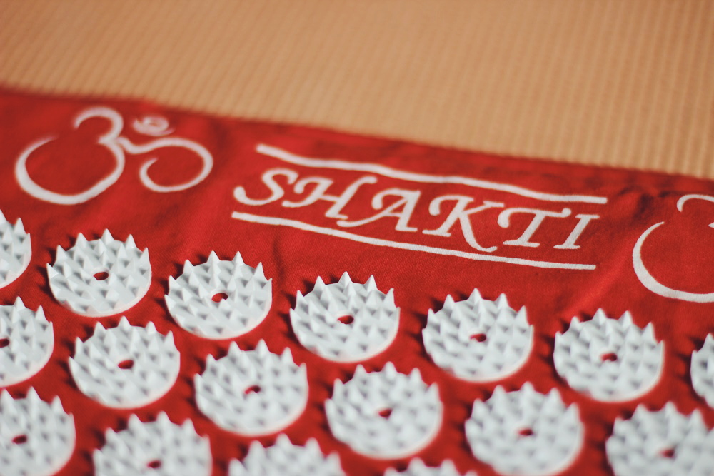 Review Meditation mit der Shakti Mat Willa's Cherry Bomb