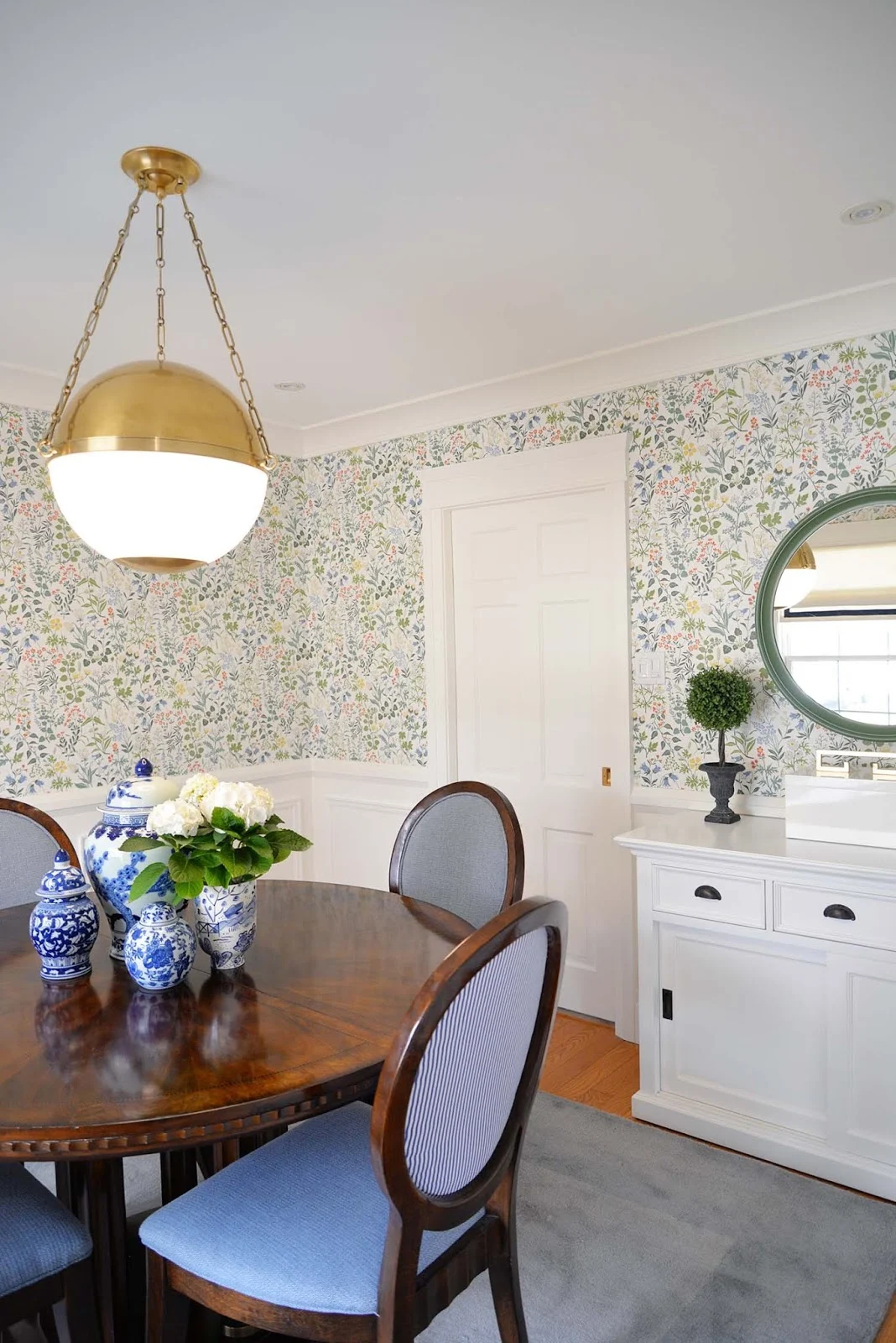 floral dining room wallpaper, dining room with wallpaper and wainscoting
