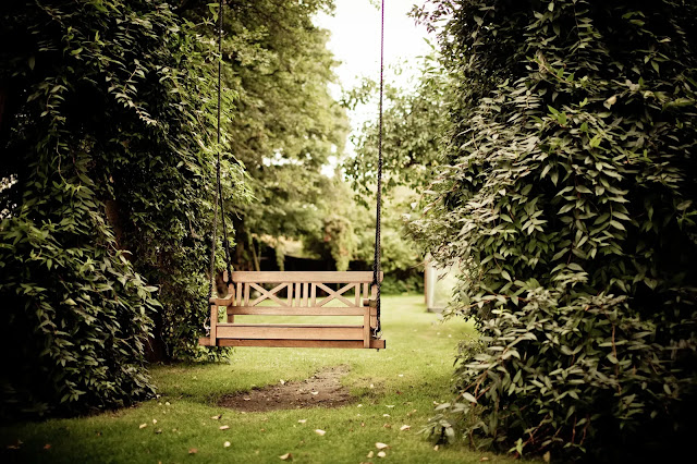 10 Best Seasonal Business Ideas Anyone Can Start 10 Best Seasonal Business Ideas Anyone Can Start