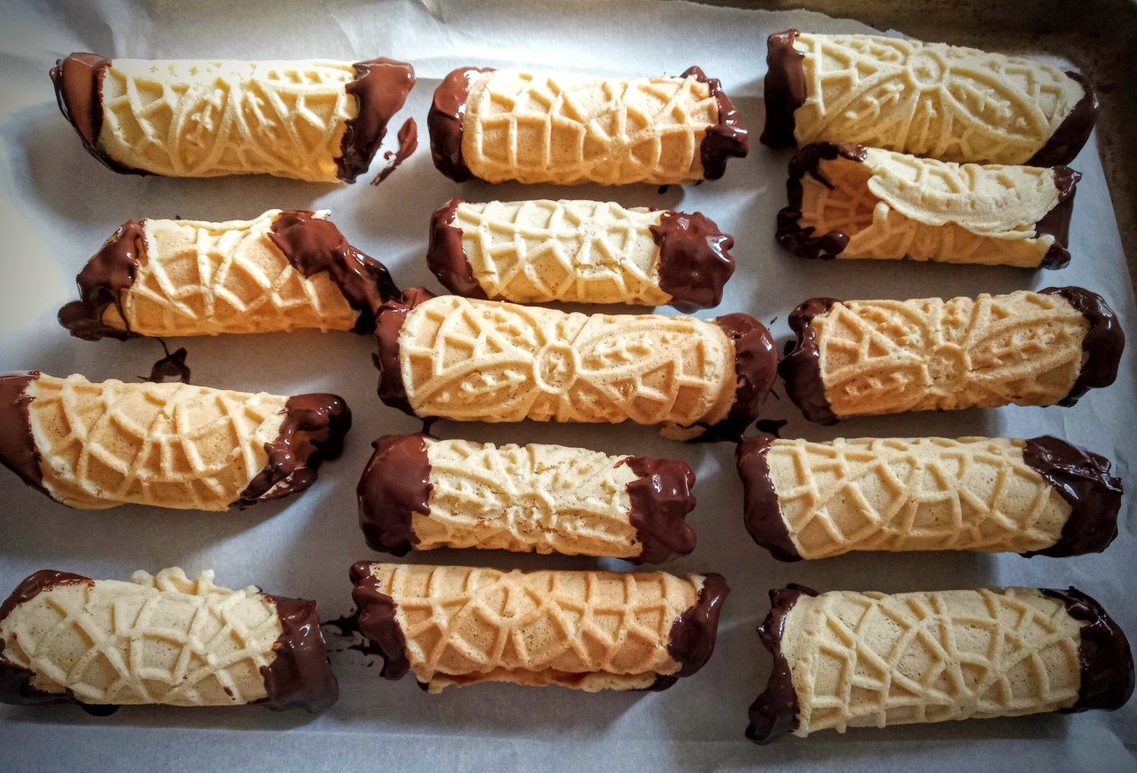 GF VANILLA PIZZELLE FOR SICILIAN CANNOLI SHELLS (CANNOLI SICILIANI DI