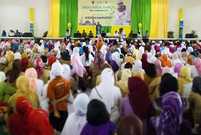 Contoh Ceramah Singkat Tentang Ghibah Jago Berpidato