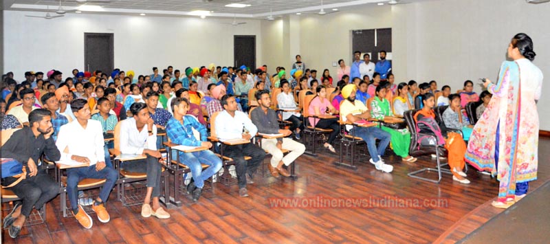 A speaker from GGI briefs about academics and teaching pedagogy to the new comers during Orientation Programme A speaker from GGI briefs about academics and teaching pedagogy to the new comers during Orientation Programme
